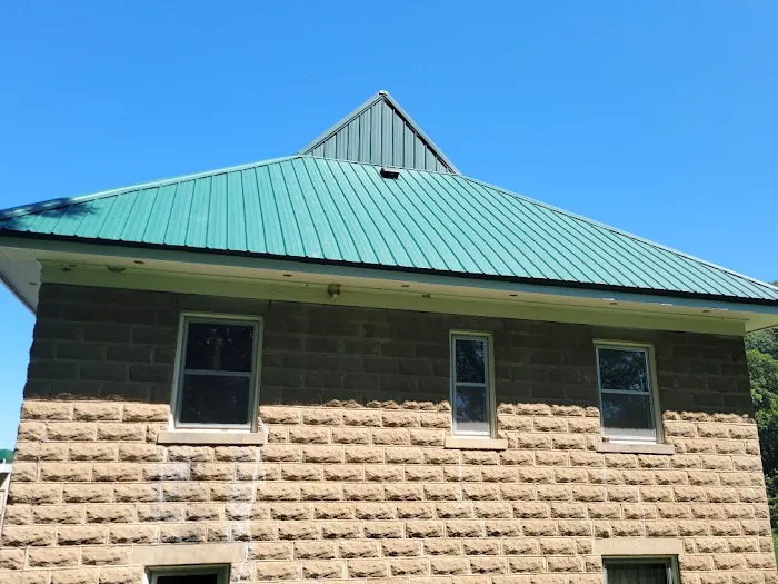 Daryl's Roofing Picture 3