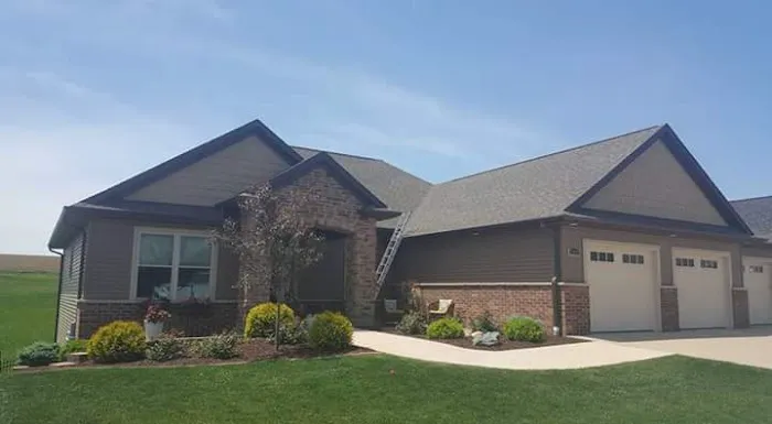 Professional Roofing Picture 1