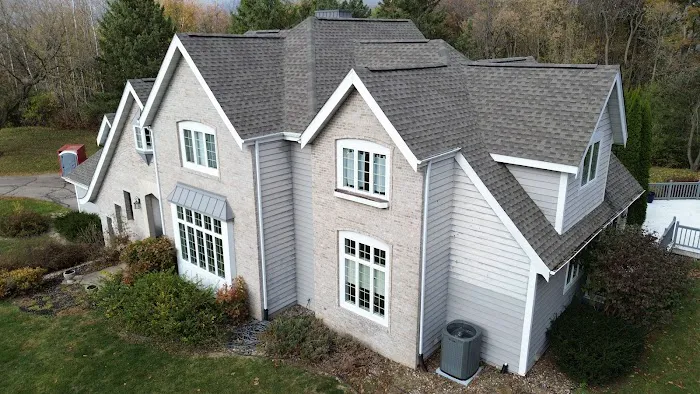 AFC Exteriors | Rockford, Illinois Picture 4