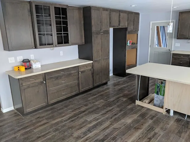 Empire Exteriors Picture 7