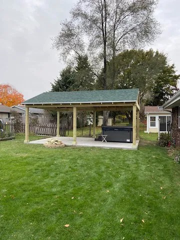 Empire Exteriors Picture 2