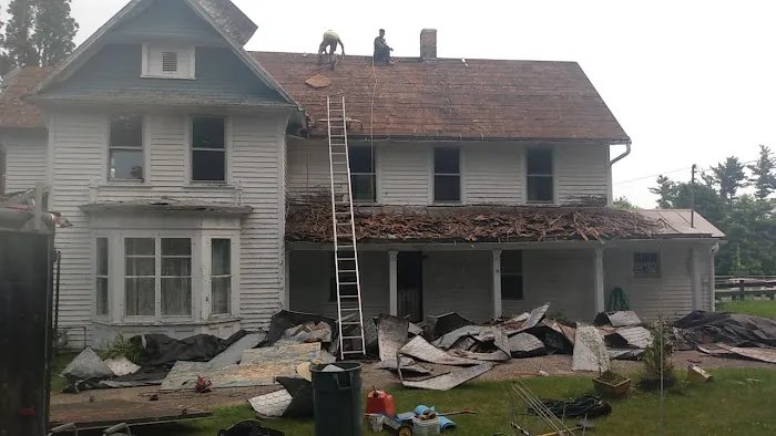 GO-GETTER ROOFING Picture 8