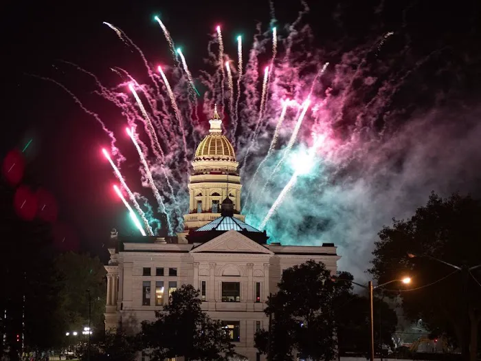 RENAISSANCE Historic Exteriors Picture 1