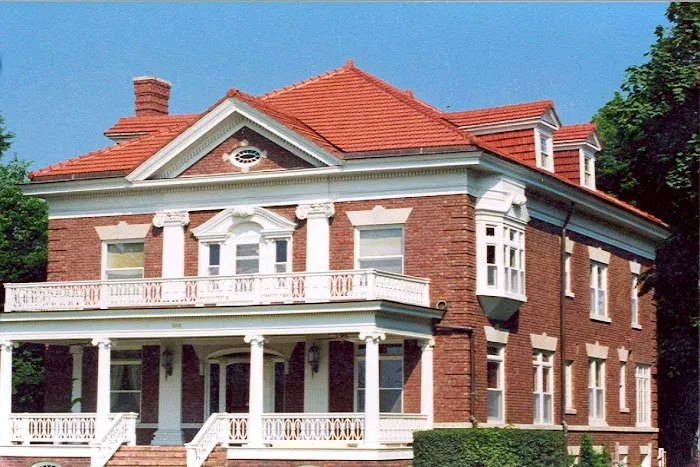 RENAISSANCE Historic Exteriors Picture 8