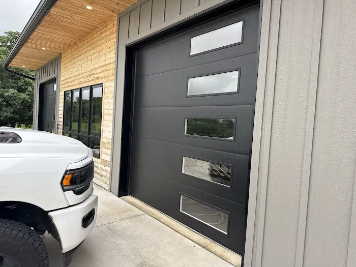 Options Exteriors Picture 7