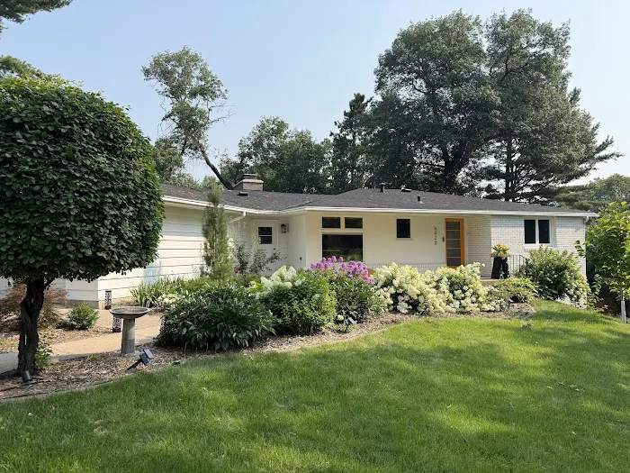 Options Exteriors Picture 6