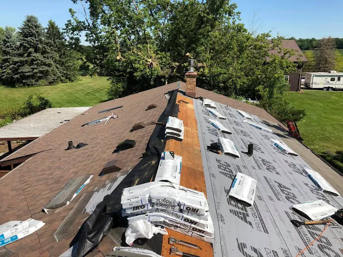 MHR Roofing and Improvements Picture 1