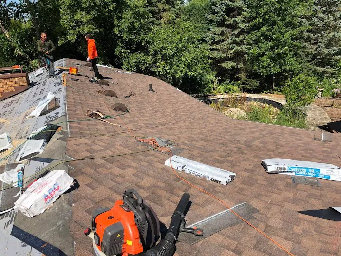 MHR Roofing and Improvements Picture 4