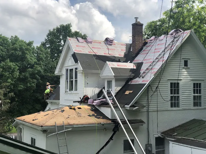 Great River Roofing Picture 2