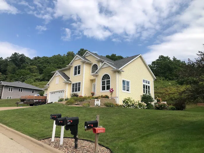 Kendhammer A-1 Roofing and Construction Picture 6