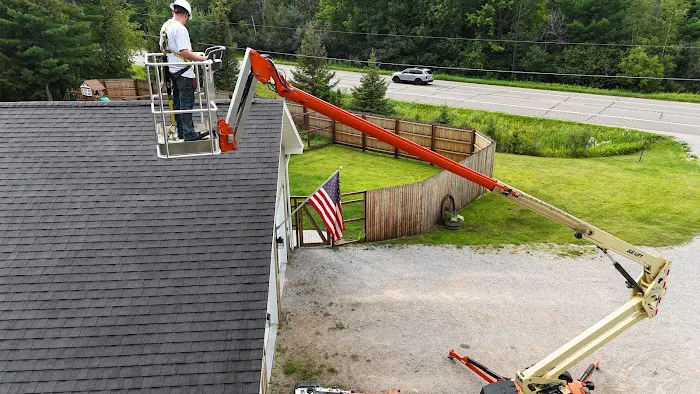 LeDuc Gonano Picture 3