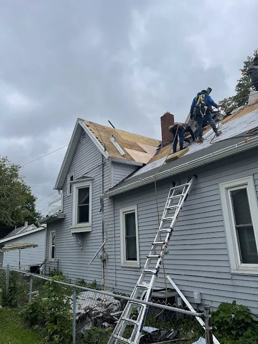 Fantastic Services LLC Picture 1