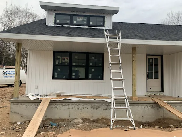 T G's Home Improvement-Roofing Picture 1