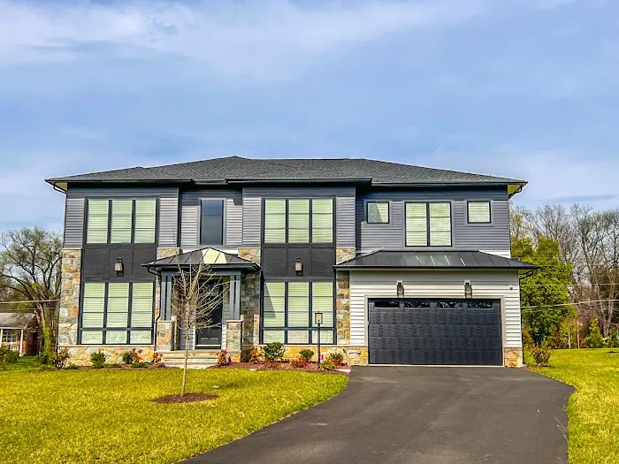 Blue Tower Construction Picture 9