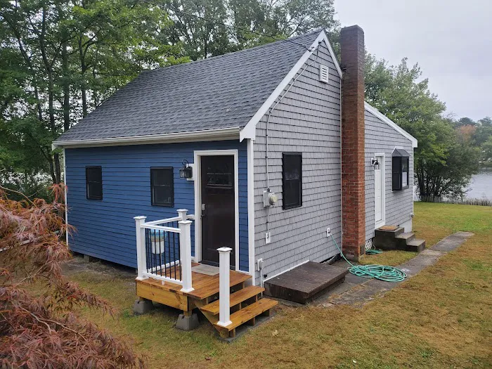 Brocks Building Picture 3