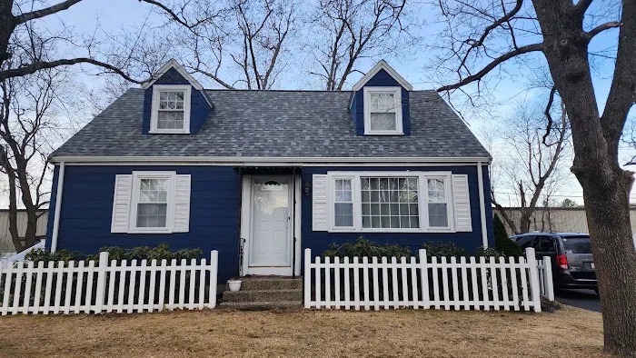 Munroe Roofing & Construction Picture 5