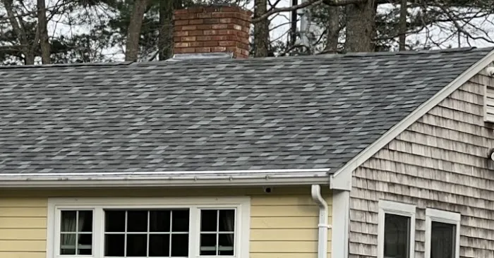 Munroe Roofing & Construction Picture 2