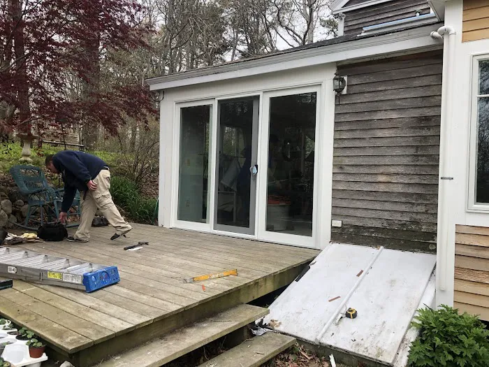 Munroe Roofing & Construction Picture 7