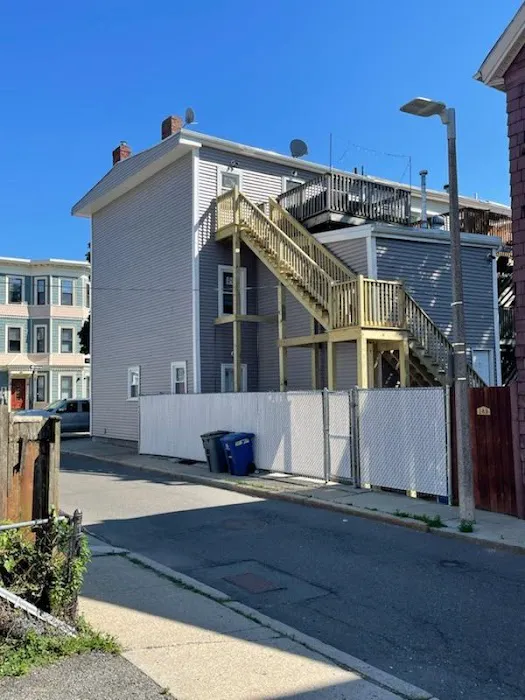 Lydon Exteriors Picture 9