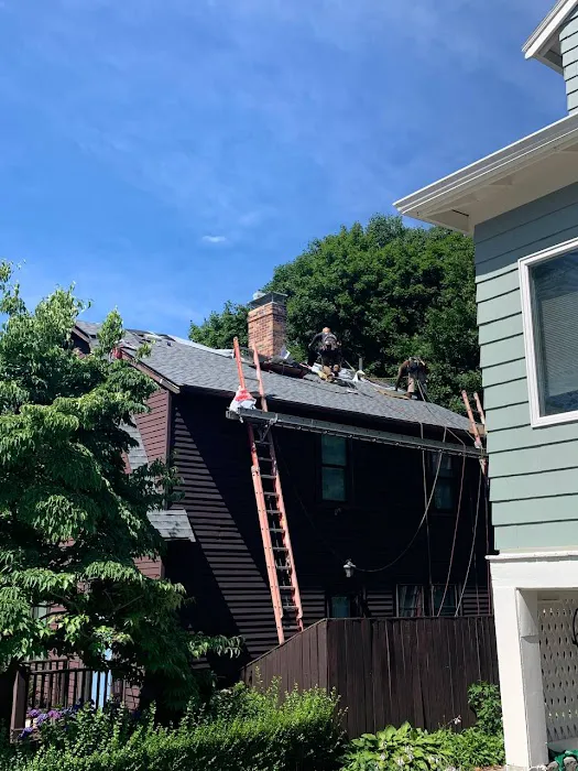 Viola Roofing & Contracting Picture 2