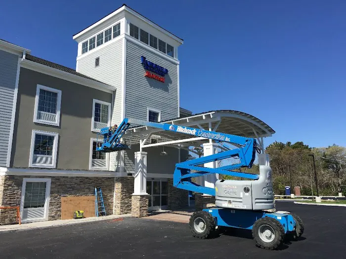 Hitchcock Roofing and Construction Picture 1