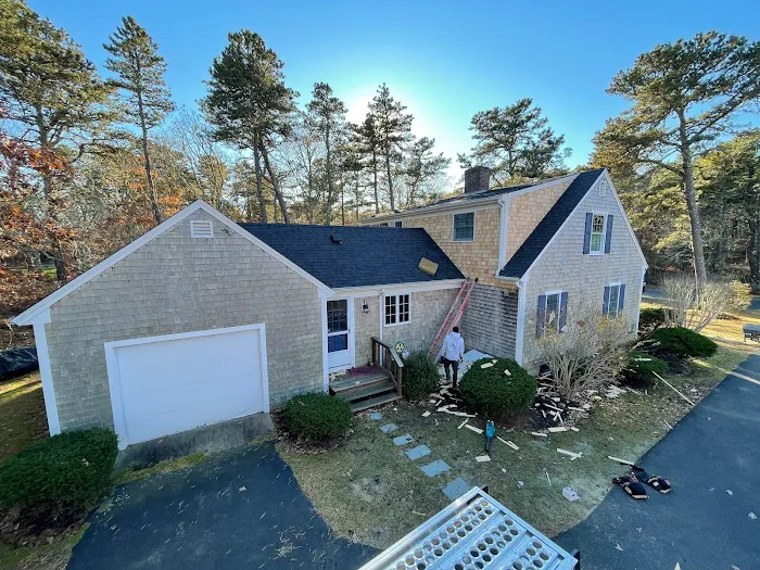 Vilex Inc. Roofers Picture 8