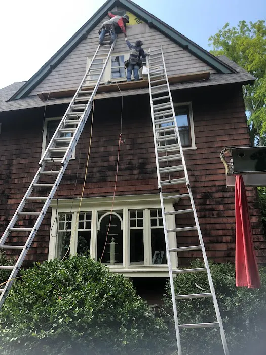 Expert Roofing & Siding Construction Picture 5