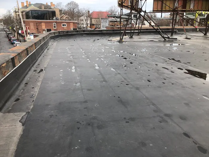 Expert Roofing & Siding Construction Picture 9