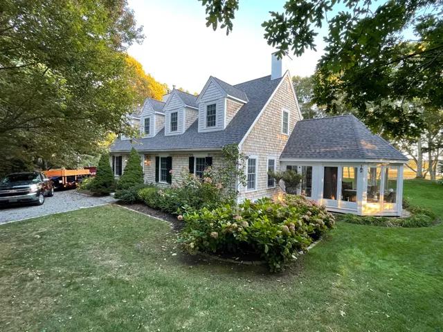 First Class Roofing, Inc. Picture 2