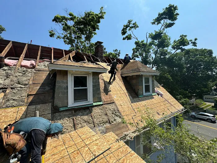 Best Roofing and Siding Picture 3