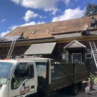 B & E Roofing Co. ico