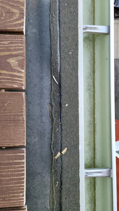 Mass Roofing and Gutter Picture 7