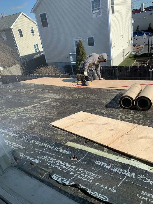 DaSilva Roofing LLC Picture 1