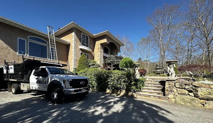 Melo's Construction Picture 3