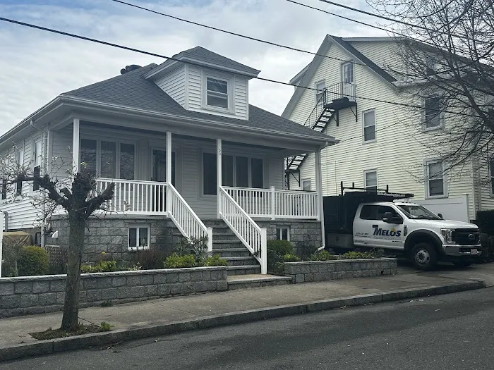 Melo's Construction Picture 8