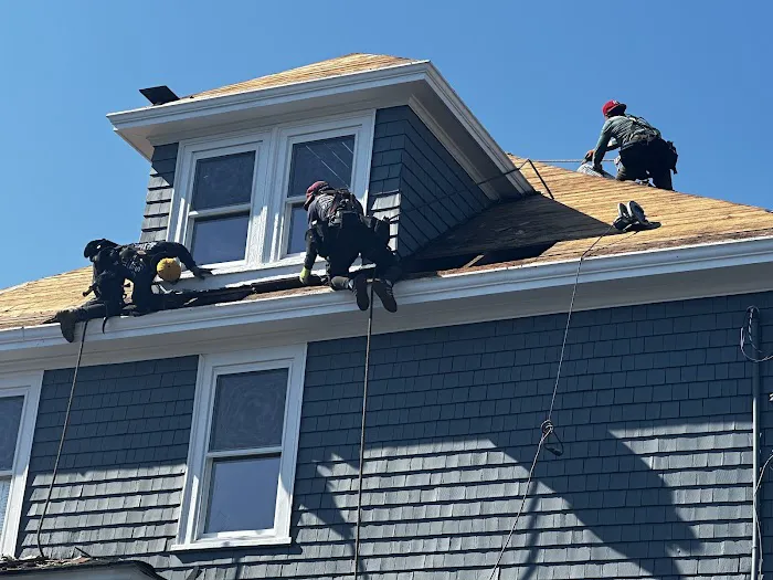 Melo's Construction Picture 7