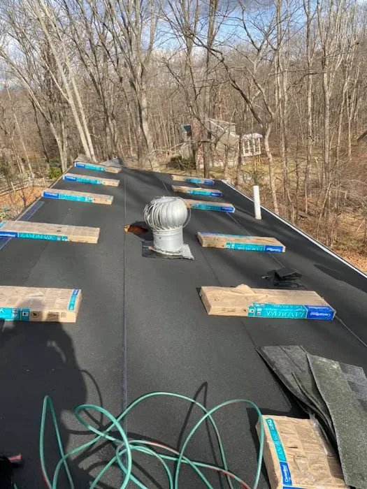 Roofer of North Salem Picture 1