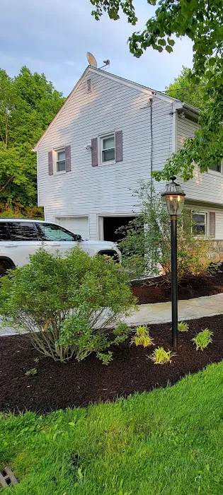 Roofer of Gloucester Picture 1