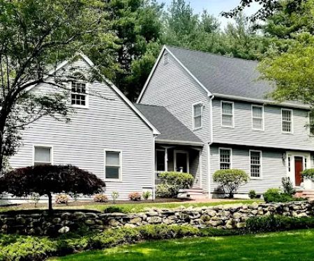 Robert Roofing and Gutters, Inc.