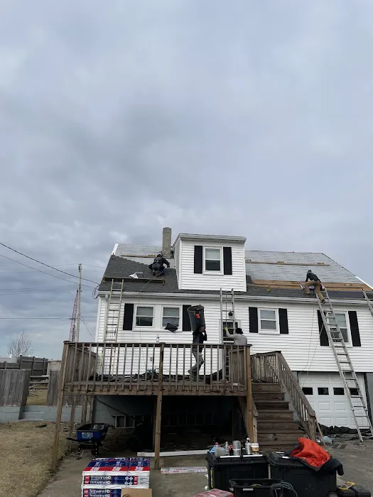 KMK Roofing Picture 1