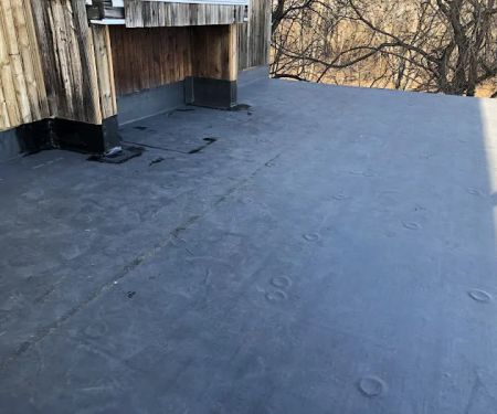 CloughContracting roofing an gutter service