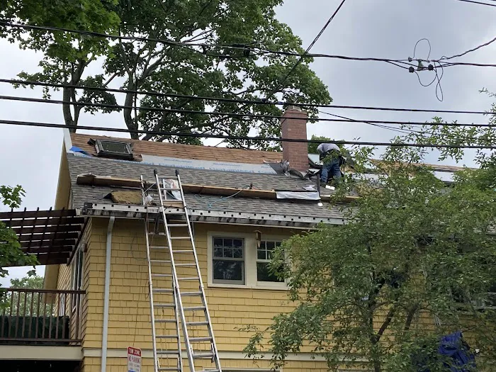 Newton Roofing Residential Picture 3