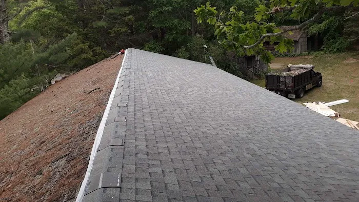 RB Farina Roofing & Construction Picture 3