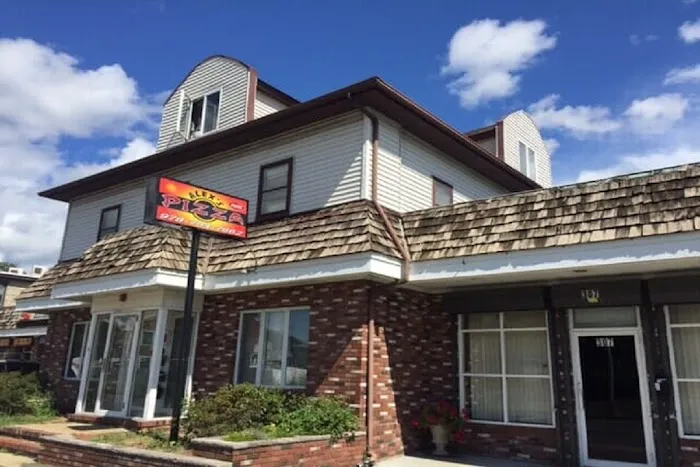 Damphousse Roofing LLP Picture 6