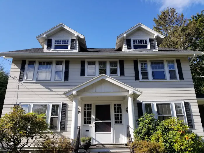 Commonwealth Roofing and Siding Picture 1