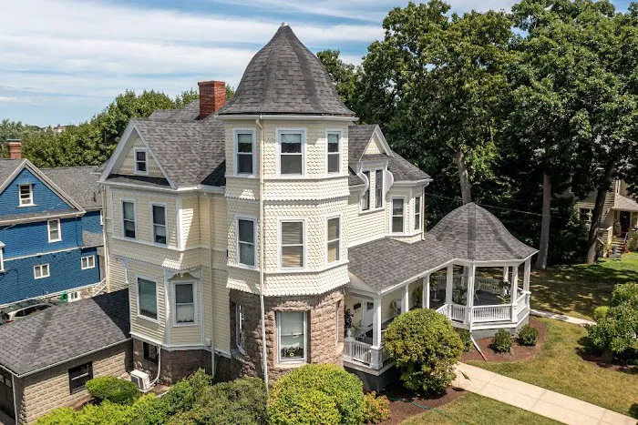 United Home Experts Picture 4