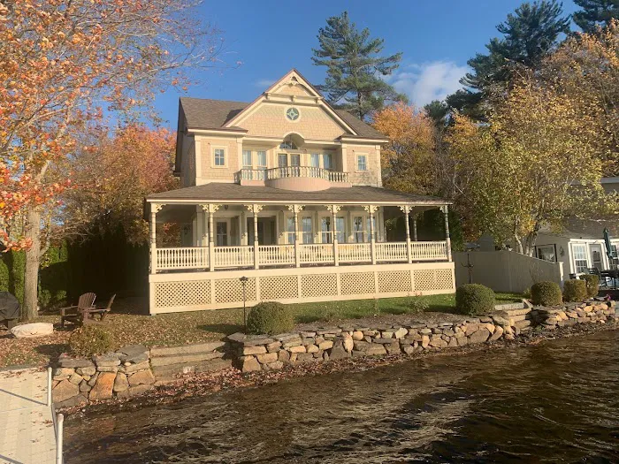 Adam Vaillancourt Roofing & Gutters Picture 2