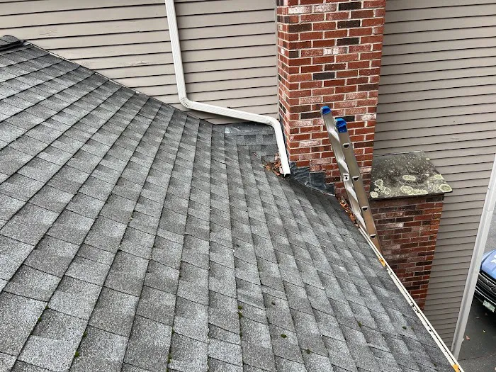 Adam Vaillancourt Roofing & Gutters Picture 6