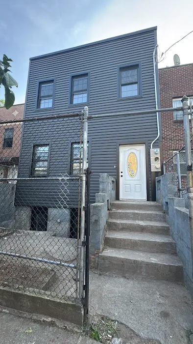 Smart Roofers NY Picture 1