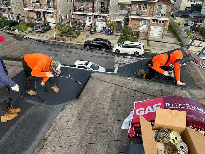 Gino's Roofing Picture 8